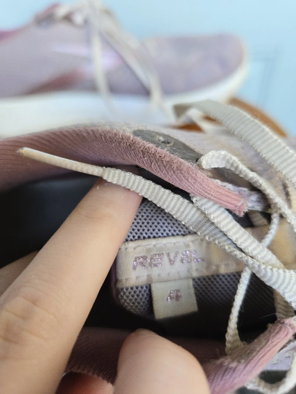 Brooks Revel 4 Sneakers Mauve